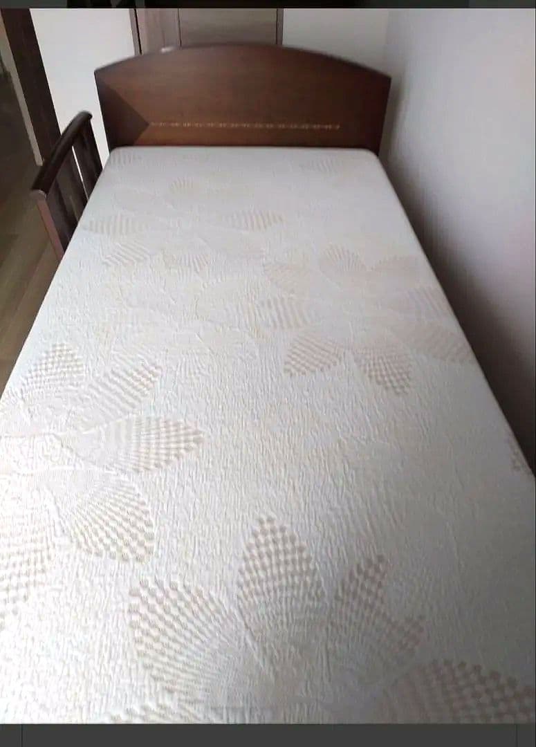 リクライニングベッド　シモンズ　電動　介護ベッド　3モーター　フラット　ベッド