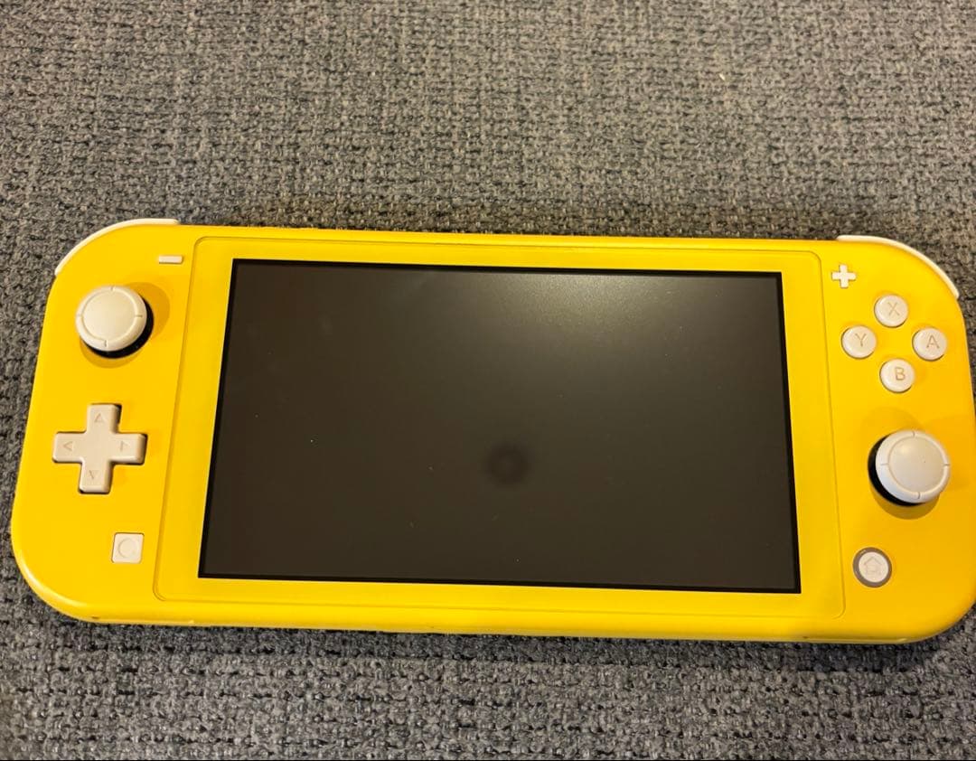 Nintendo Switch Lite イエロー 本体　充電器付き