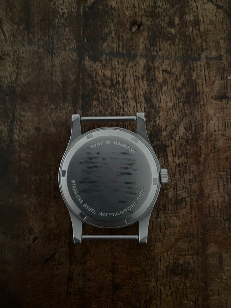 ハミルトン／カーキ／9797ブラック／33mm／クォーツ