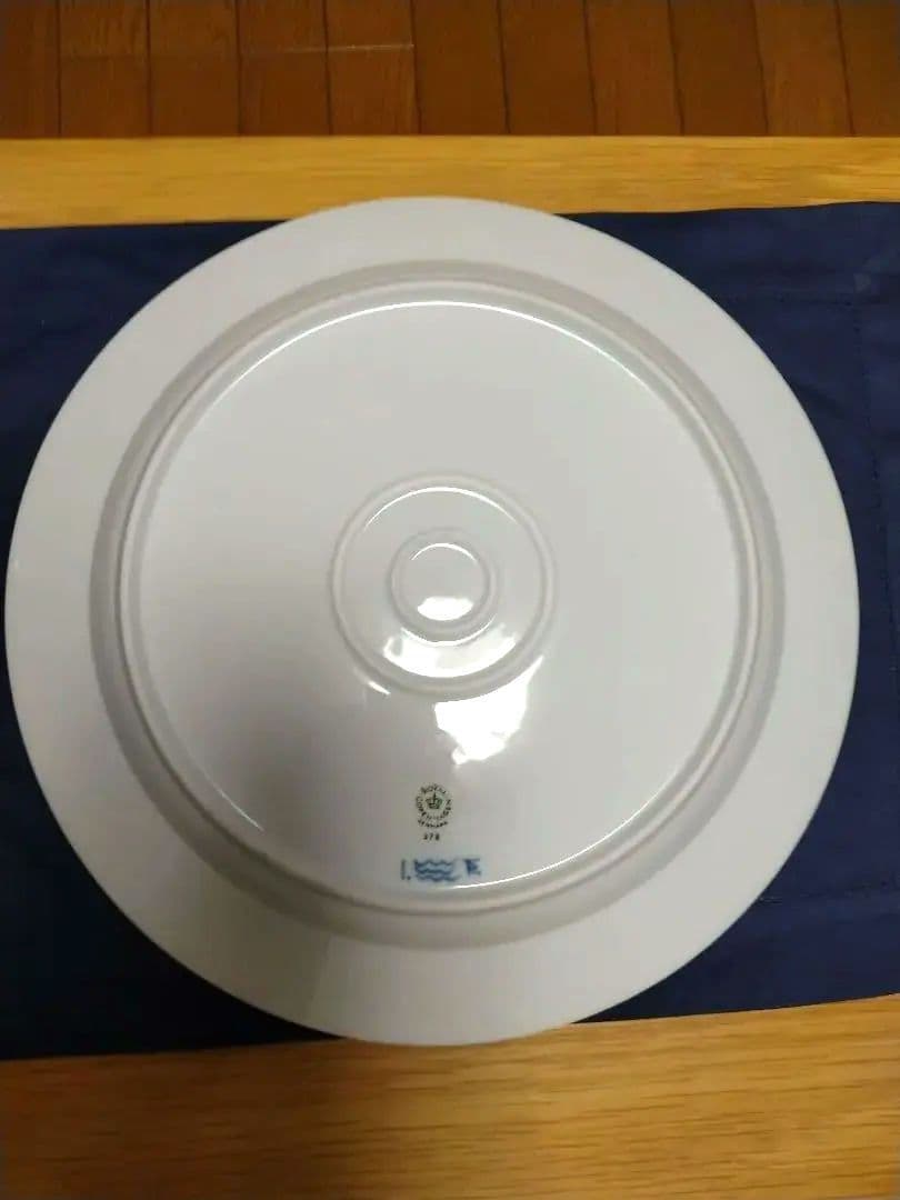 【正規品】33cm ロイヤルコペンハーゲン　ブルーフルーテッド　大皿　ラウンド