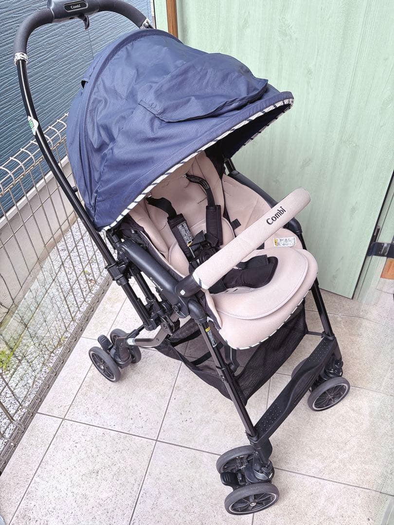 【美品】コンビ ベビーカー スゴカル 4 キャス エアー エッグショック