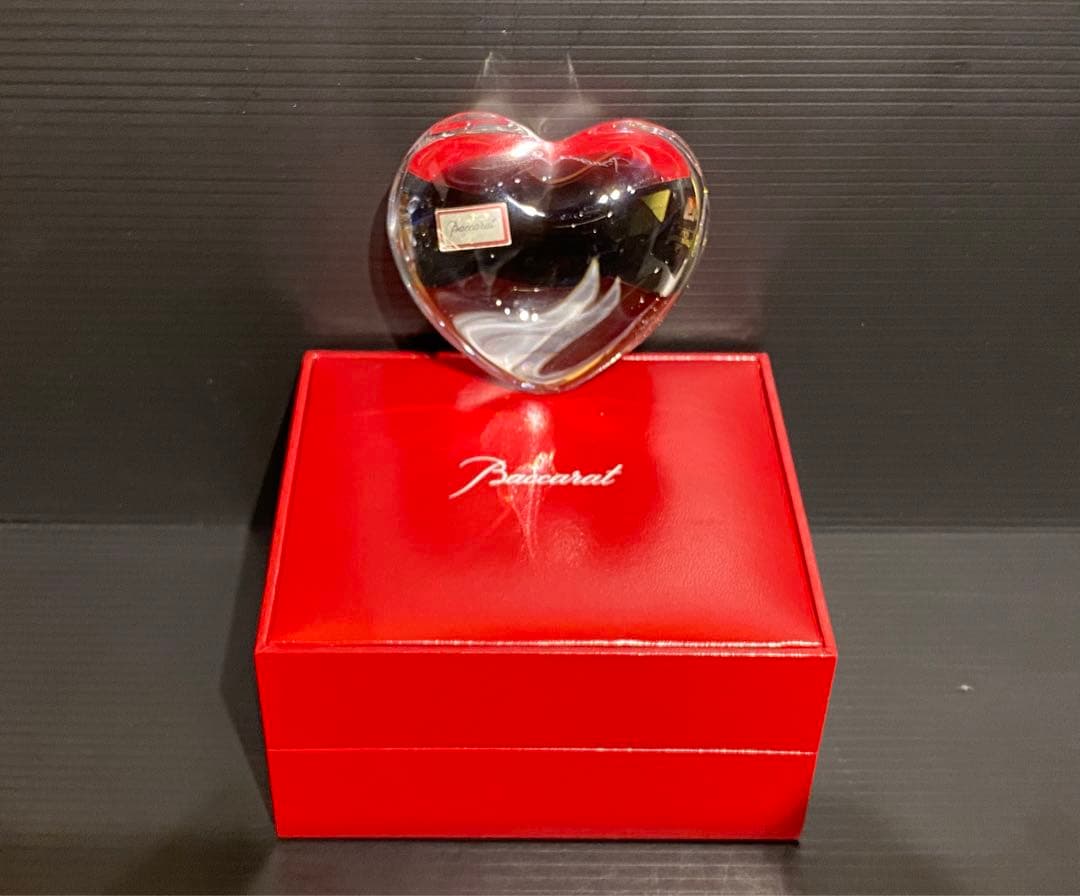 Baccarat 『アモールハート❤️』クリスタル ハート型ペーパーウェイト