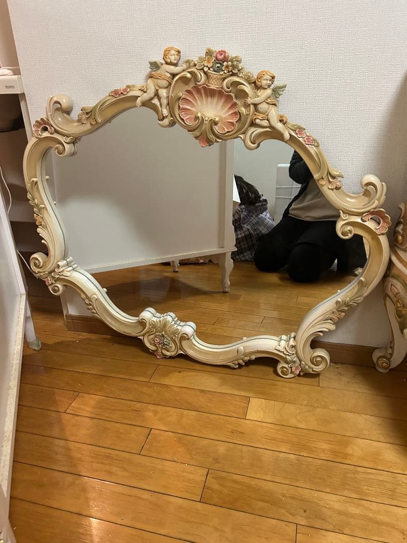 ロココ調　鏡　ピンク