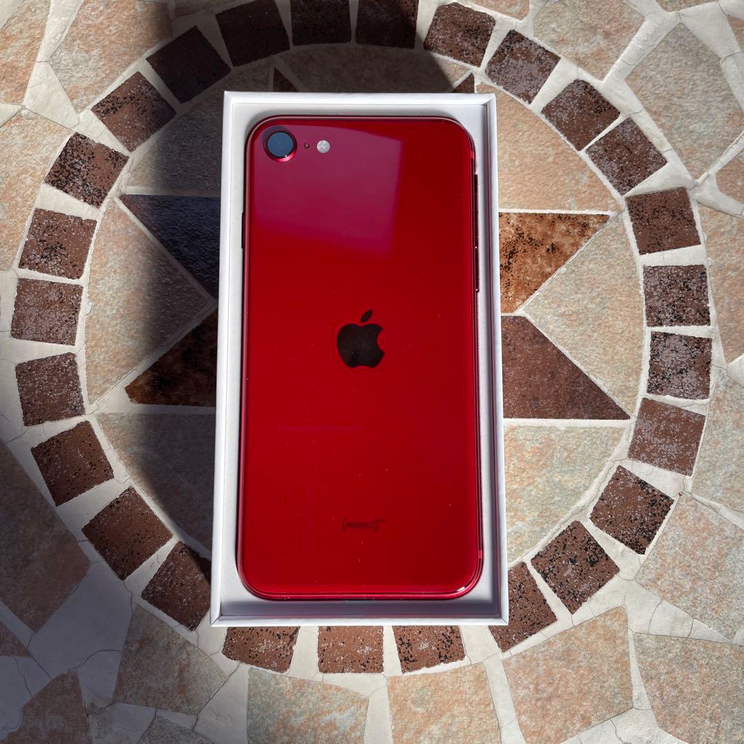 Apple iPhone SE (第3世代) レッド 64GB