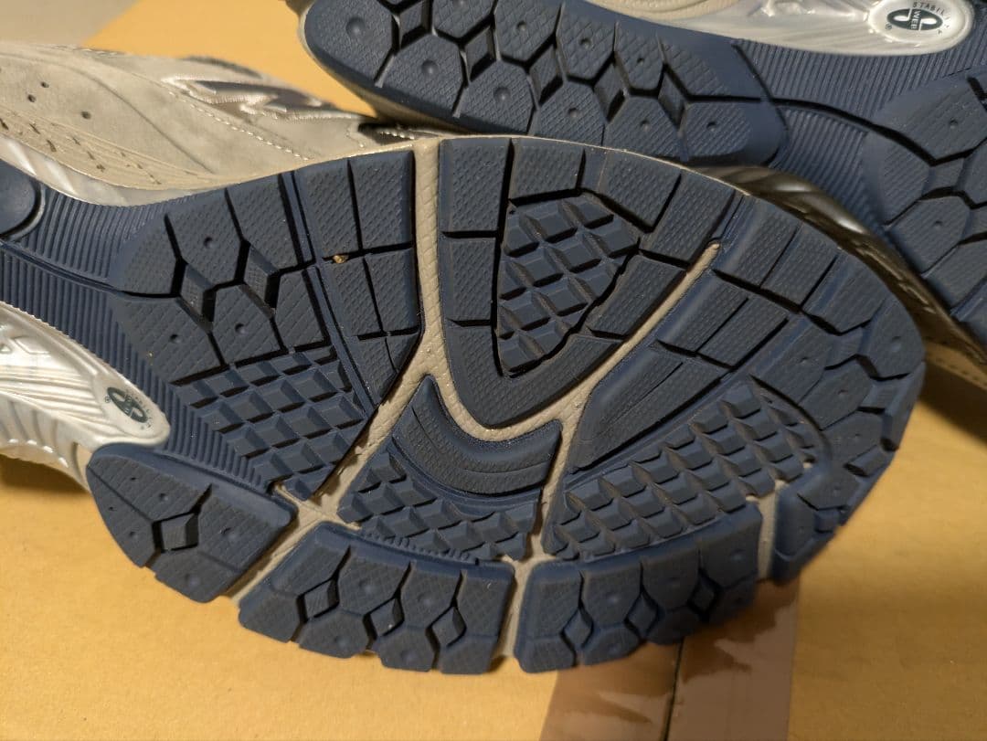 ニューバランス ML2002RA 27cm グレー ネイビー 美中古品