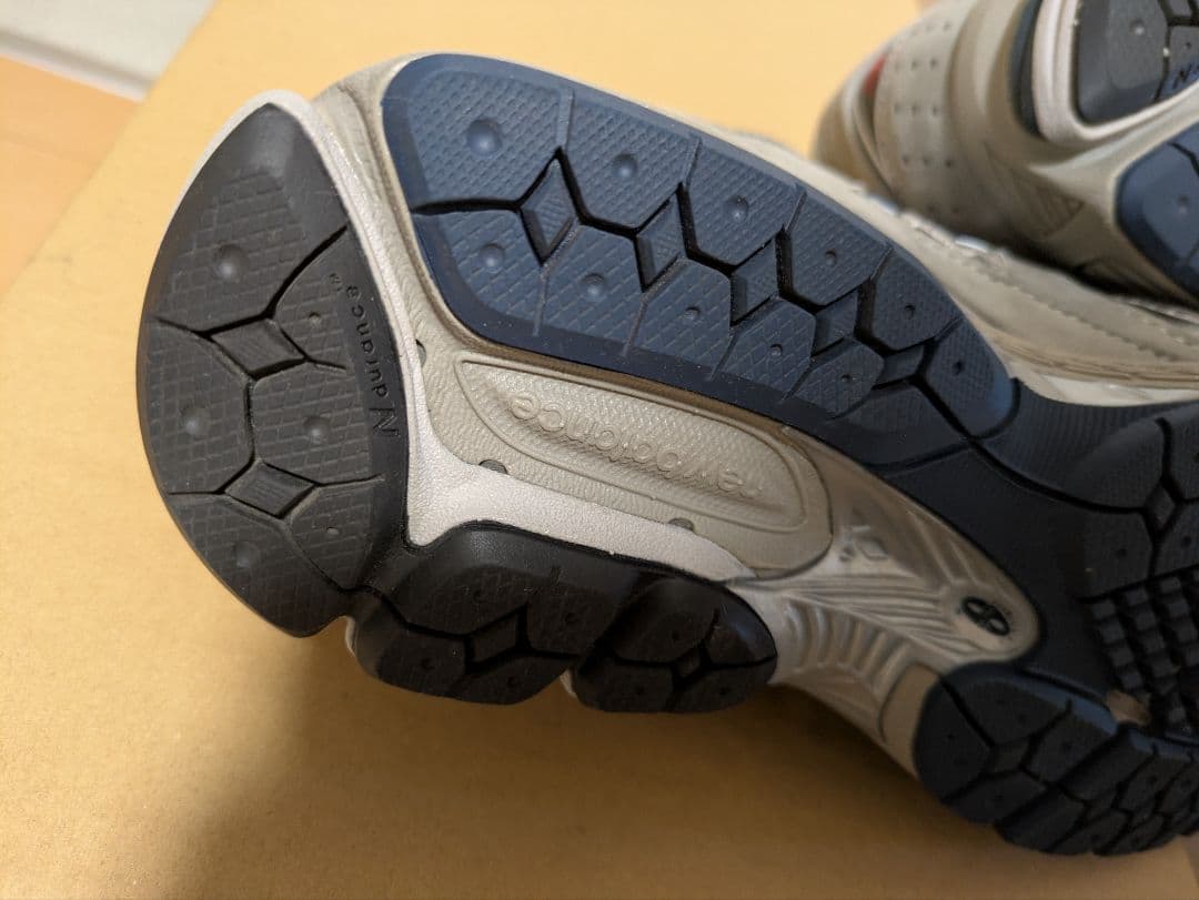 ニューバランス ML2002RA 27cm グレー ネイビー 美中古品