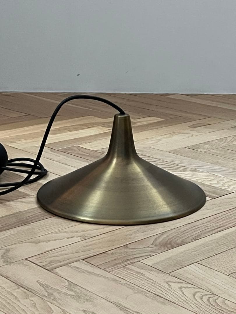 flame 真鍮　ペンダントライト　flare brass