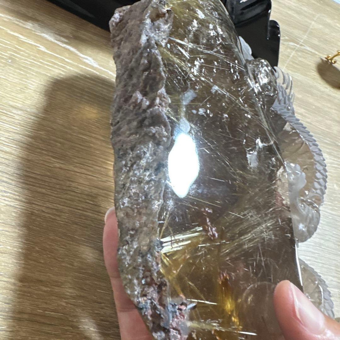 展示品クラス　皇帝龍　太陽放射ルチル　龍彫水晶　ゴールドルチル　龍彫