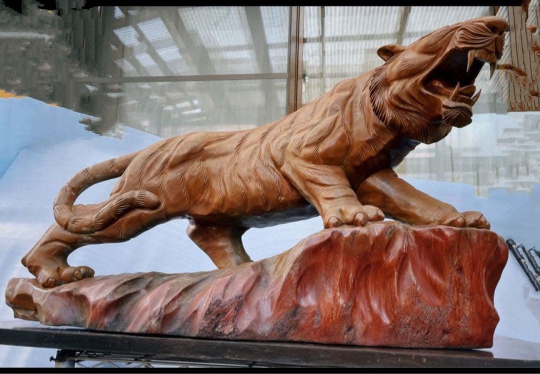 美品大型【昭和レトロ】 虎の置物　木彫り長さ約80cm高 約46cm置き物