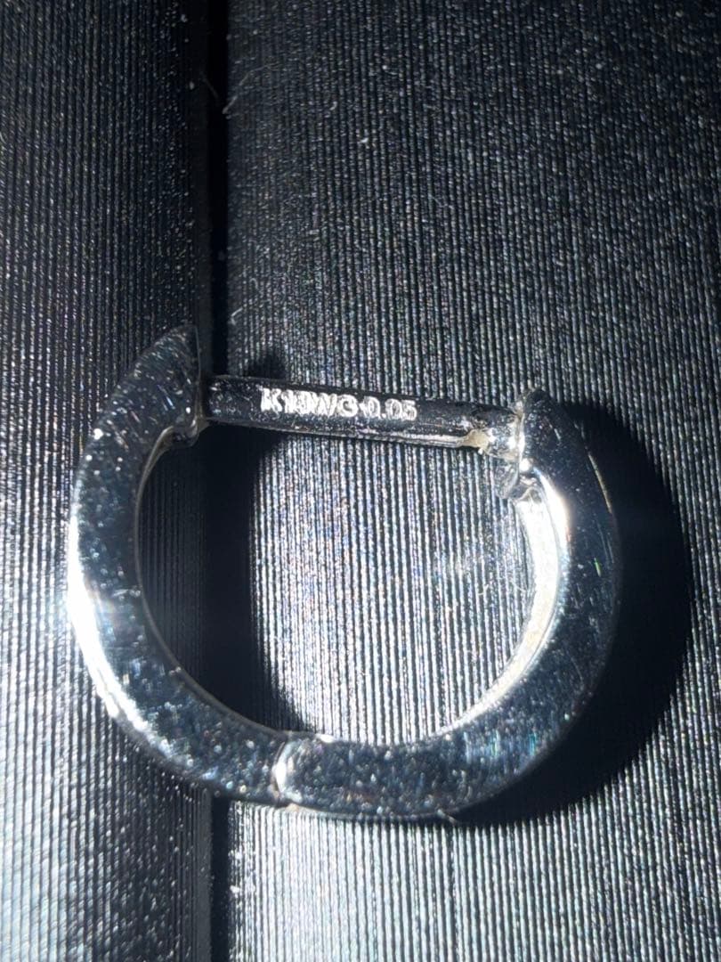 K18ホワイトゴールド ダイヤモンドフープピアス