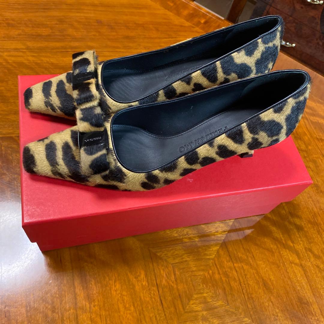 値下げしました❗️FERRAGAMO パンプス