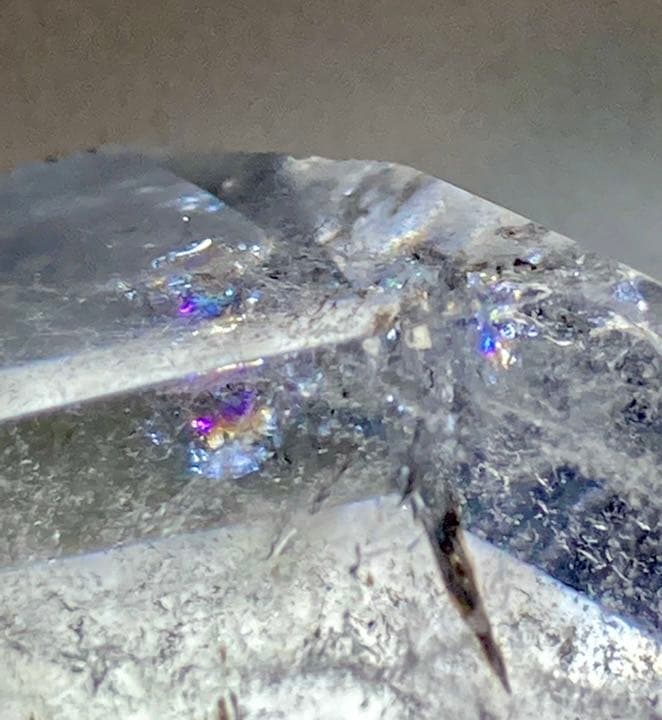 レインボー✨　エンジェルブレッシング　ダブルポイント 原石　ラフストーン