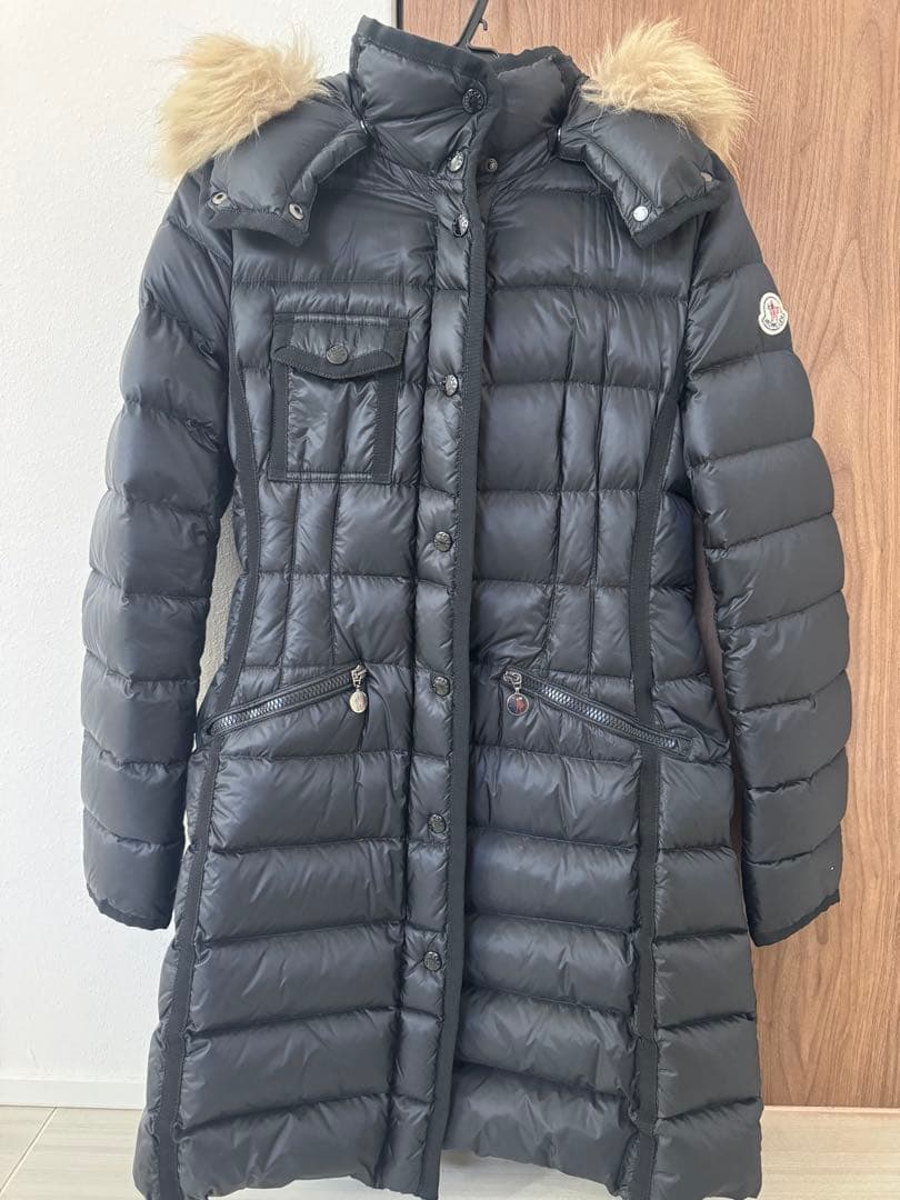Moncler ブラック ロングダウンジャケット