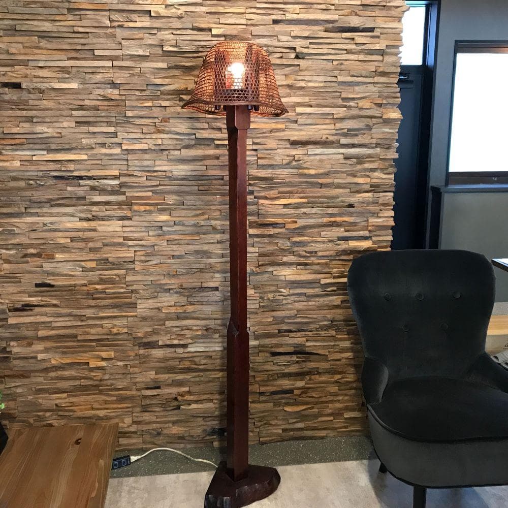 アンティーク フロアスタンド　リビングに　寝室に　書斎に　玄関に