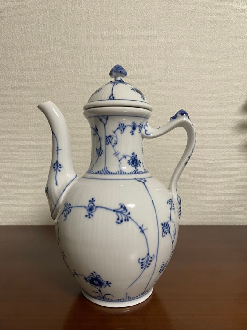 【未使用】ブルーフルーテッド ハーフレース　コーヒーポット