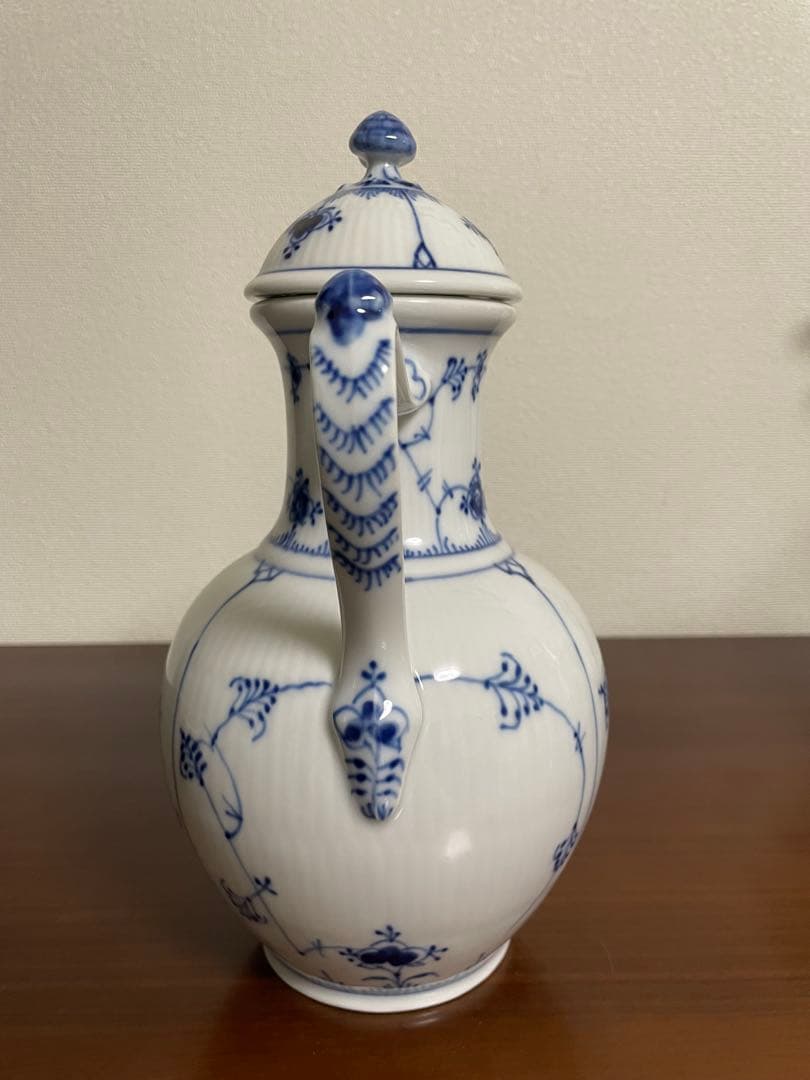 【未使用】ブルーフルーテッド ハーフレース　コーヒーポット