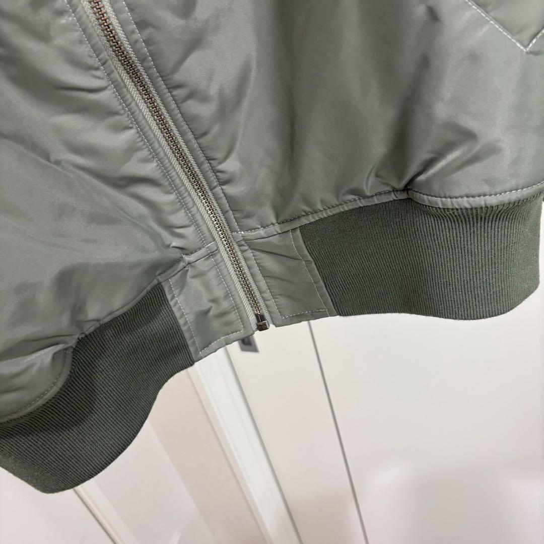 BEAMS THERMOLITE MA-1 リラックスフィット フライト カーキ