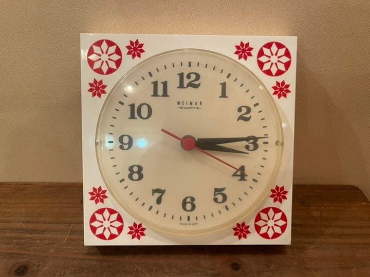 旧東ドイツGDR WEIMAR 壁掛け時計 雪華模様 ビンテージ レトロ