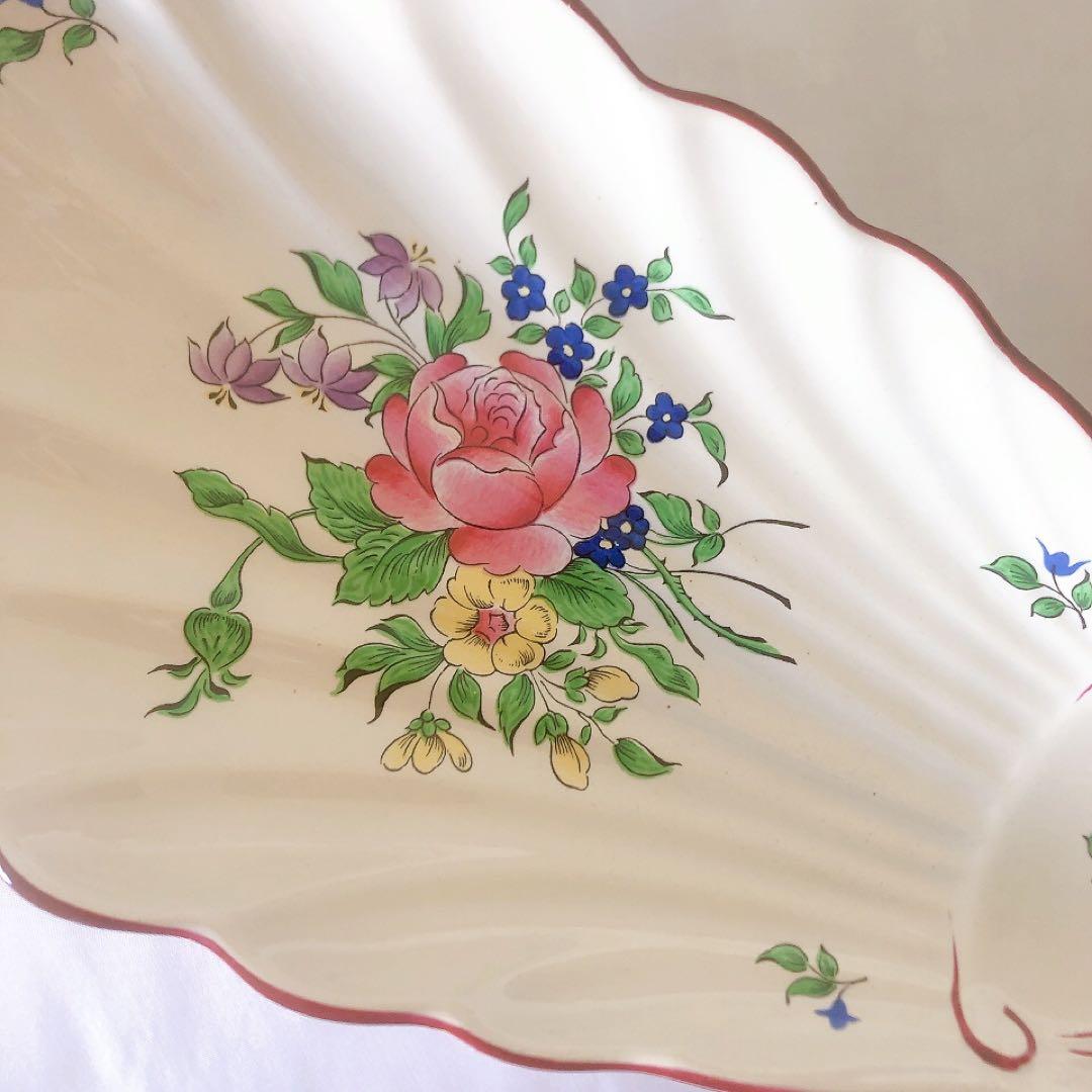 人気　リュネヴィル　シェル型ラヴィエ　前菜皿ブーケ柄　フランスアンティーク食器