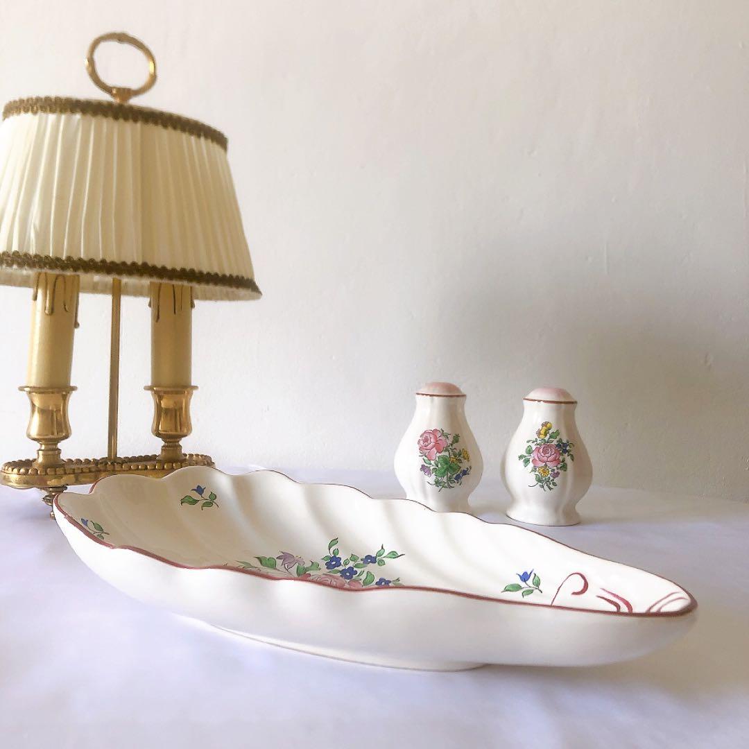 人気　リュネヴィル　シェル型ラヴィエ　前菜皿ブーケ柄　フランスアンティーク食器