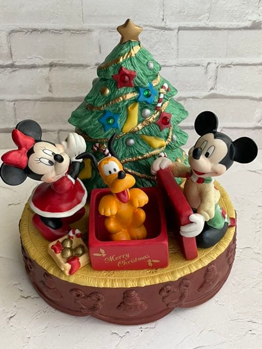 ディズニークリスマス　ミッキー＆ミニー＆プルート　オルゴール・フィギュアリン