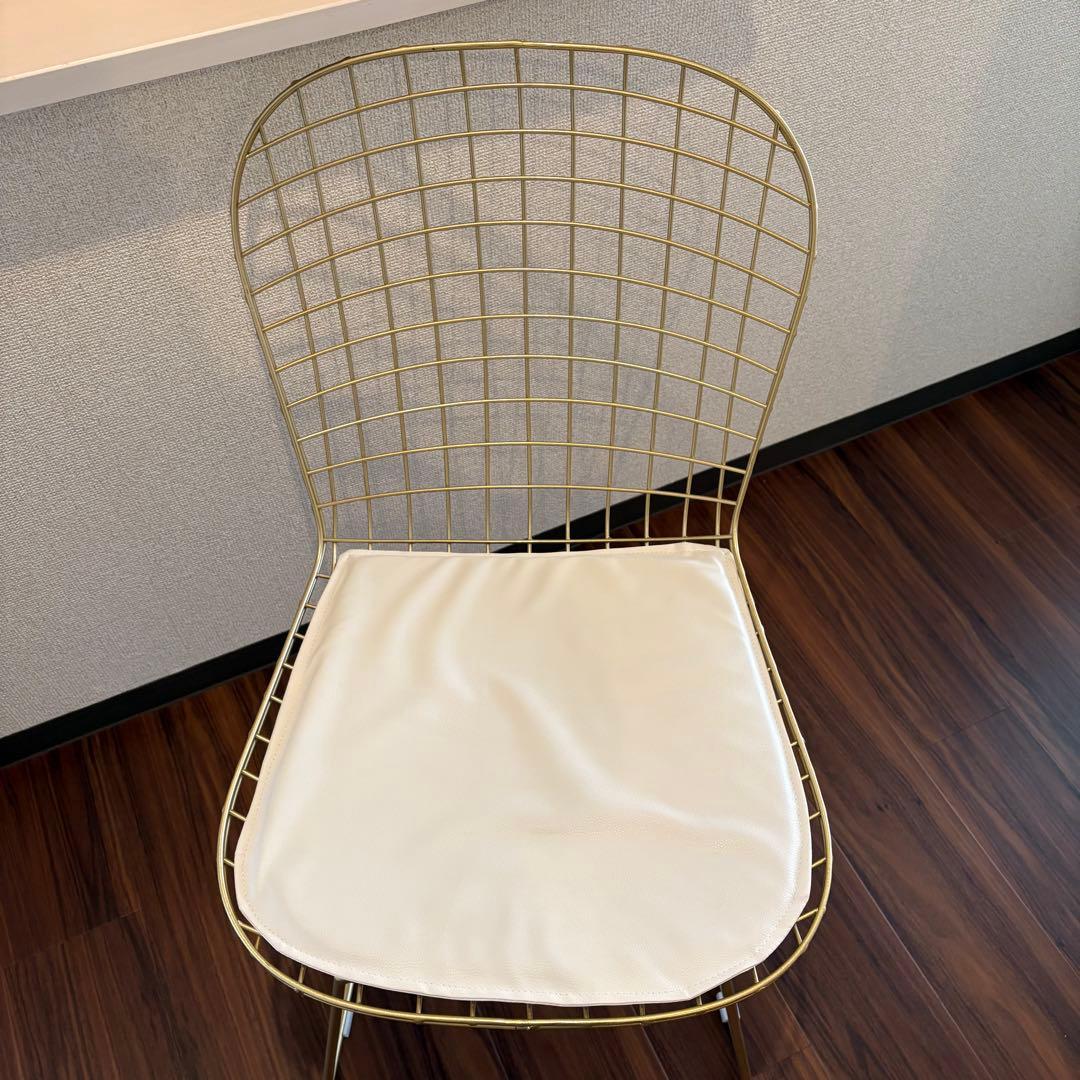 ハリー・ベルトイア　リブロダクト　ダイニングチェア ゴールド　モダン