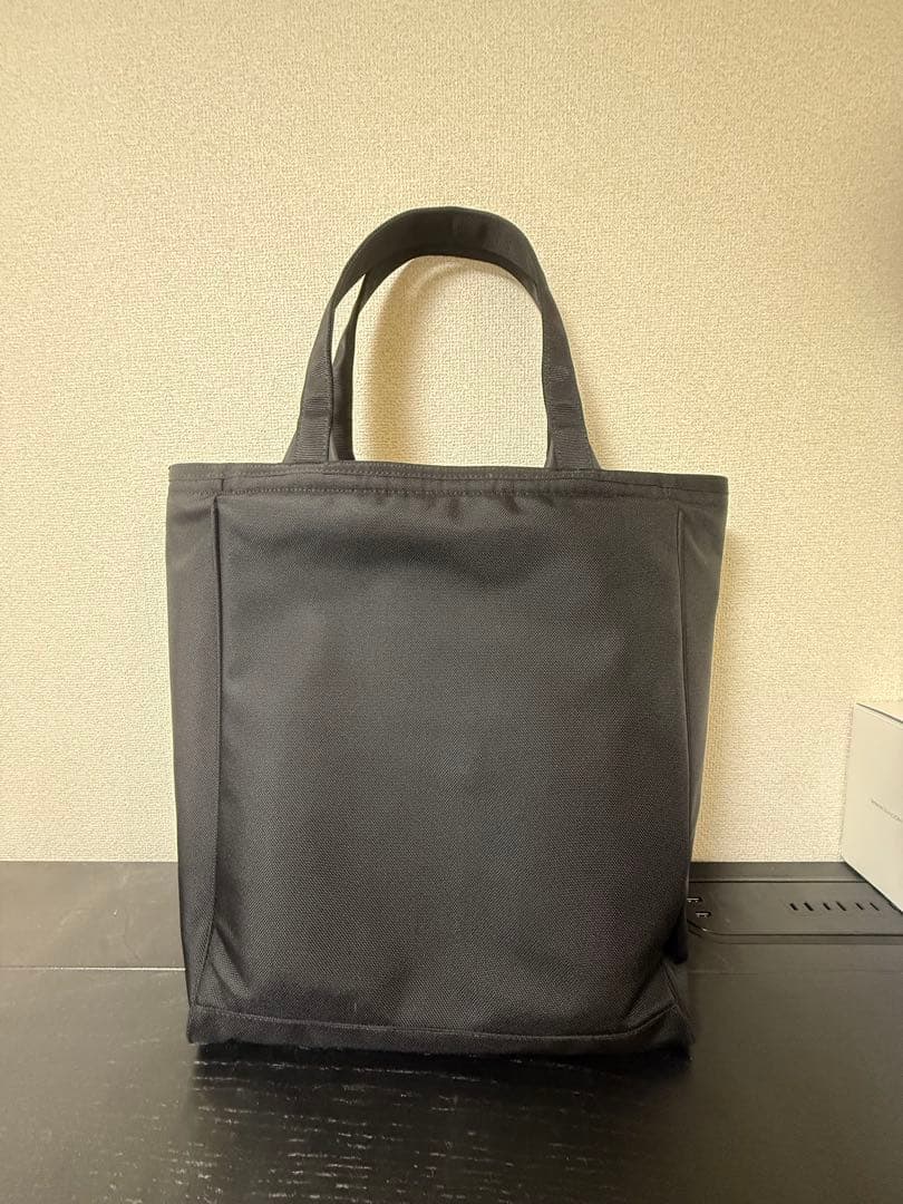 monolith ブラックトートバッグ