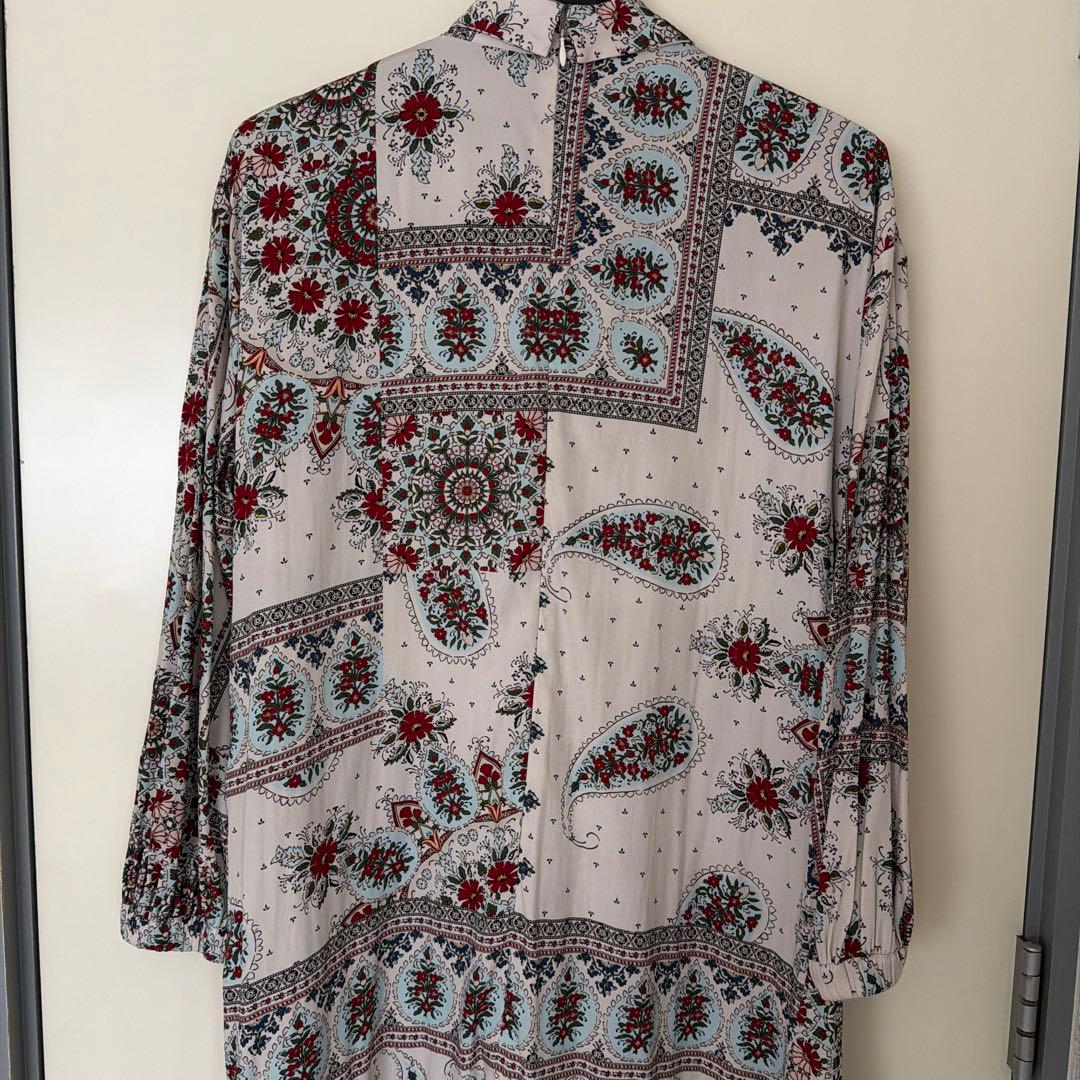 グレースコンチネンタルの花柄ペイズリーリボン付きワンピース