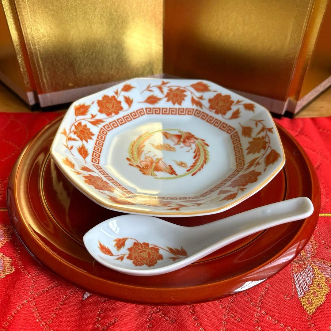 【未使用品】ナルミ　鳴海　中華皿セット　鳳凰　レンゲ付ラーメン鉢・八角皿4客