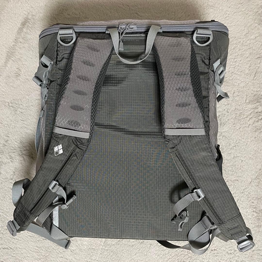 【美品】モンベル　ドッグキャリングパック L グレー