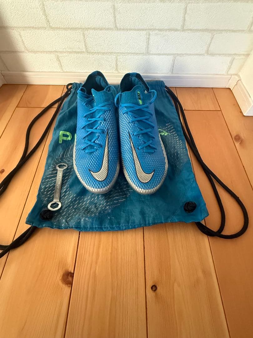 シューズ PHANTOM