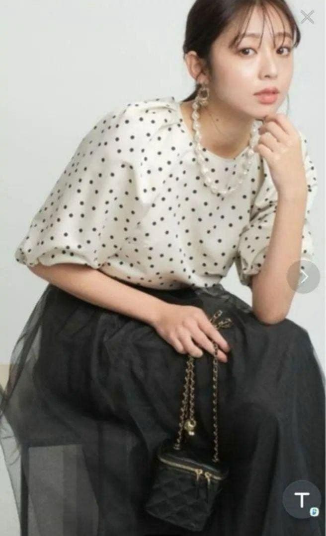 美品 JUSGLITTY 完売 ジャスグリッティー パフ袖 ドット柄