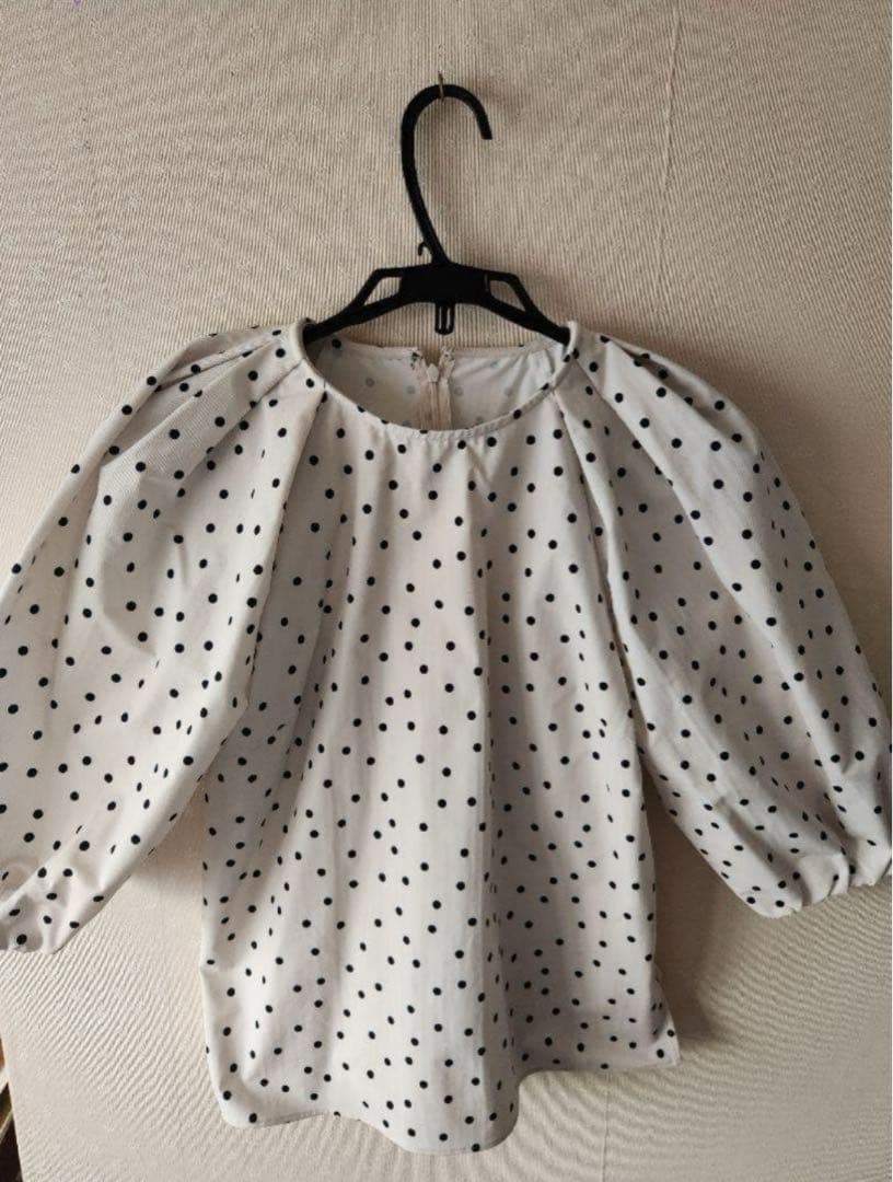 美品 JUSGLITTY 完売 ジャスグリッティー パフ袖 ドット柄