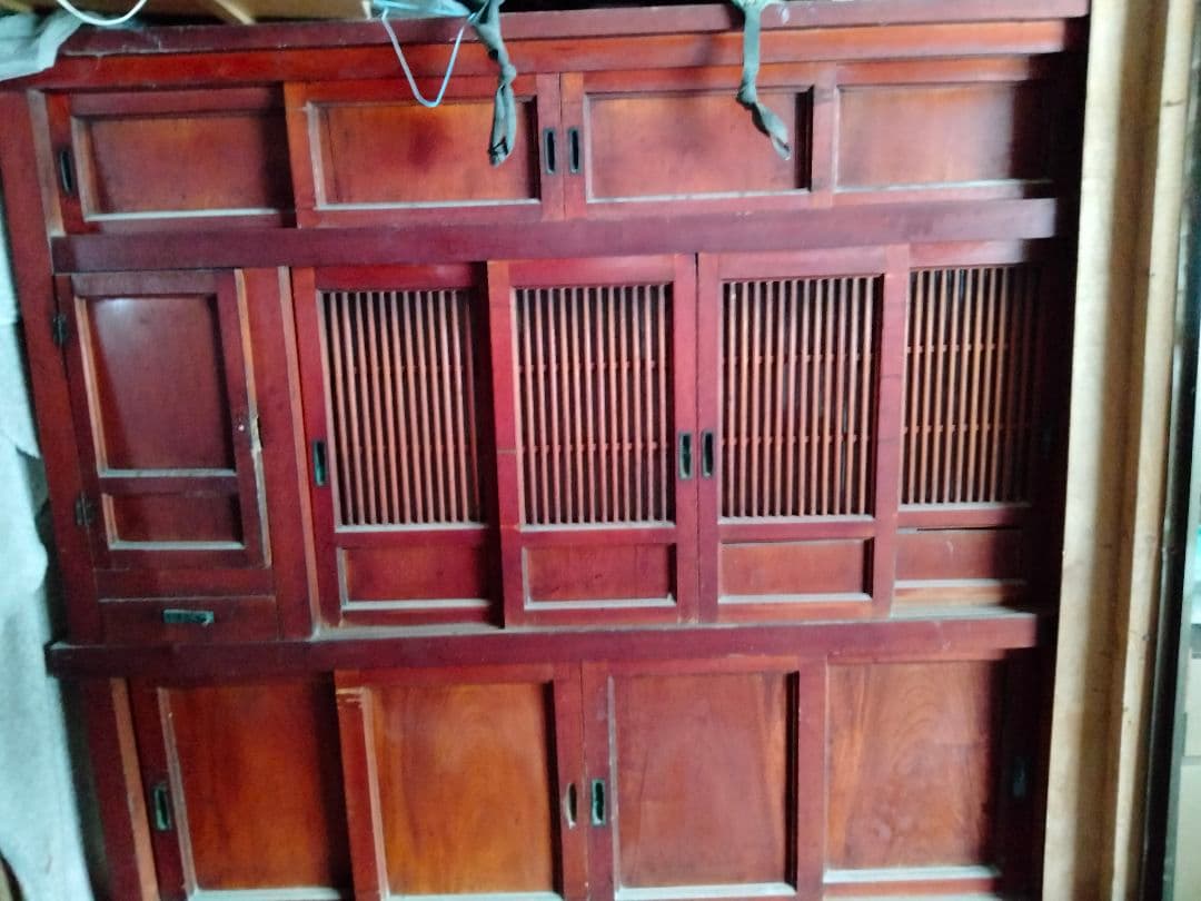 昭和初期の食器棚