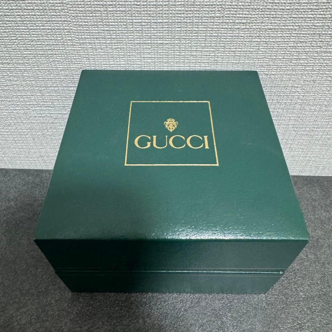 GUCCI クォーツ腕時計 カラフルリング付き