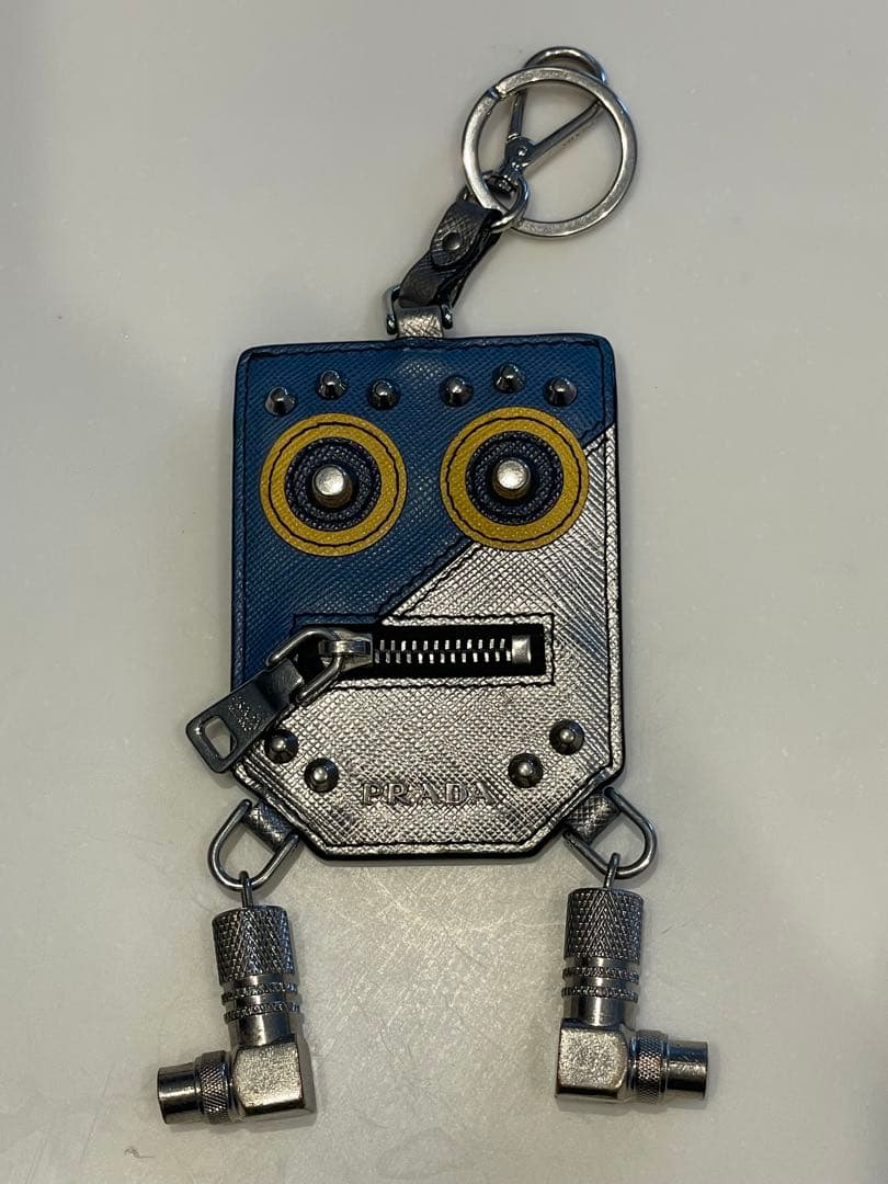【美品】PRADA　ロボット　キーホルダー　チャーム　ケース付