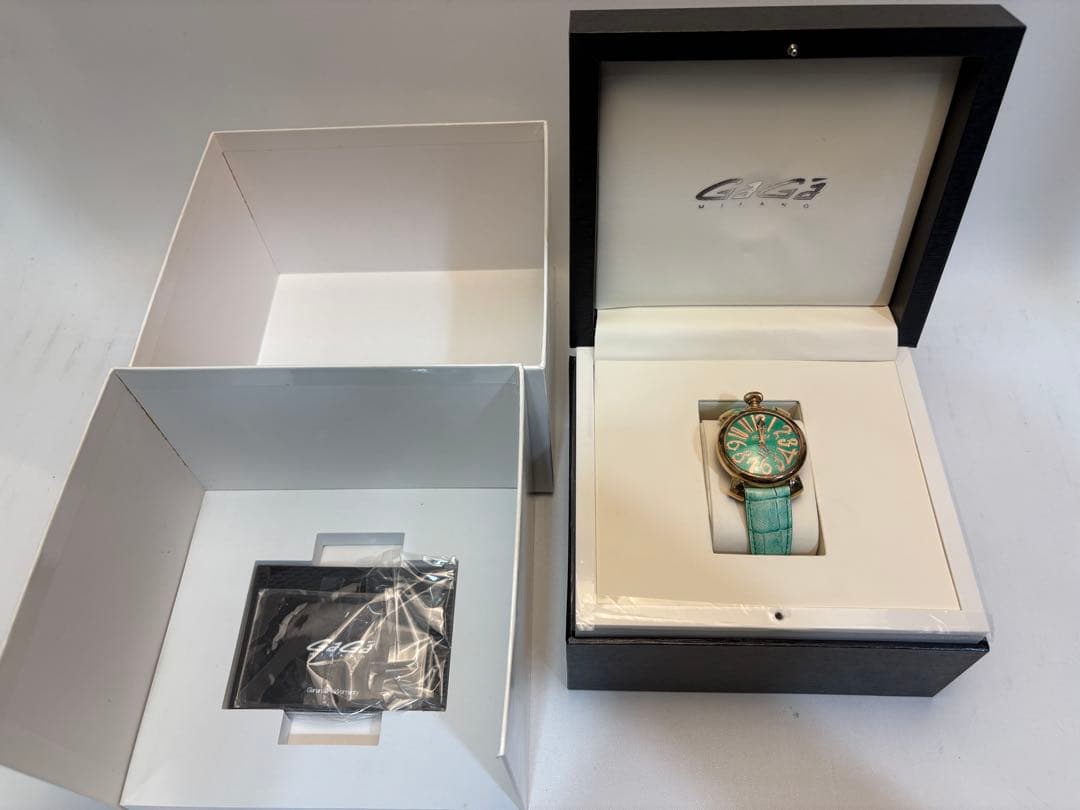 GAGA MILANO ガガミラノ　腕時計　マニュアーレ　グリーン