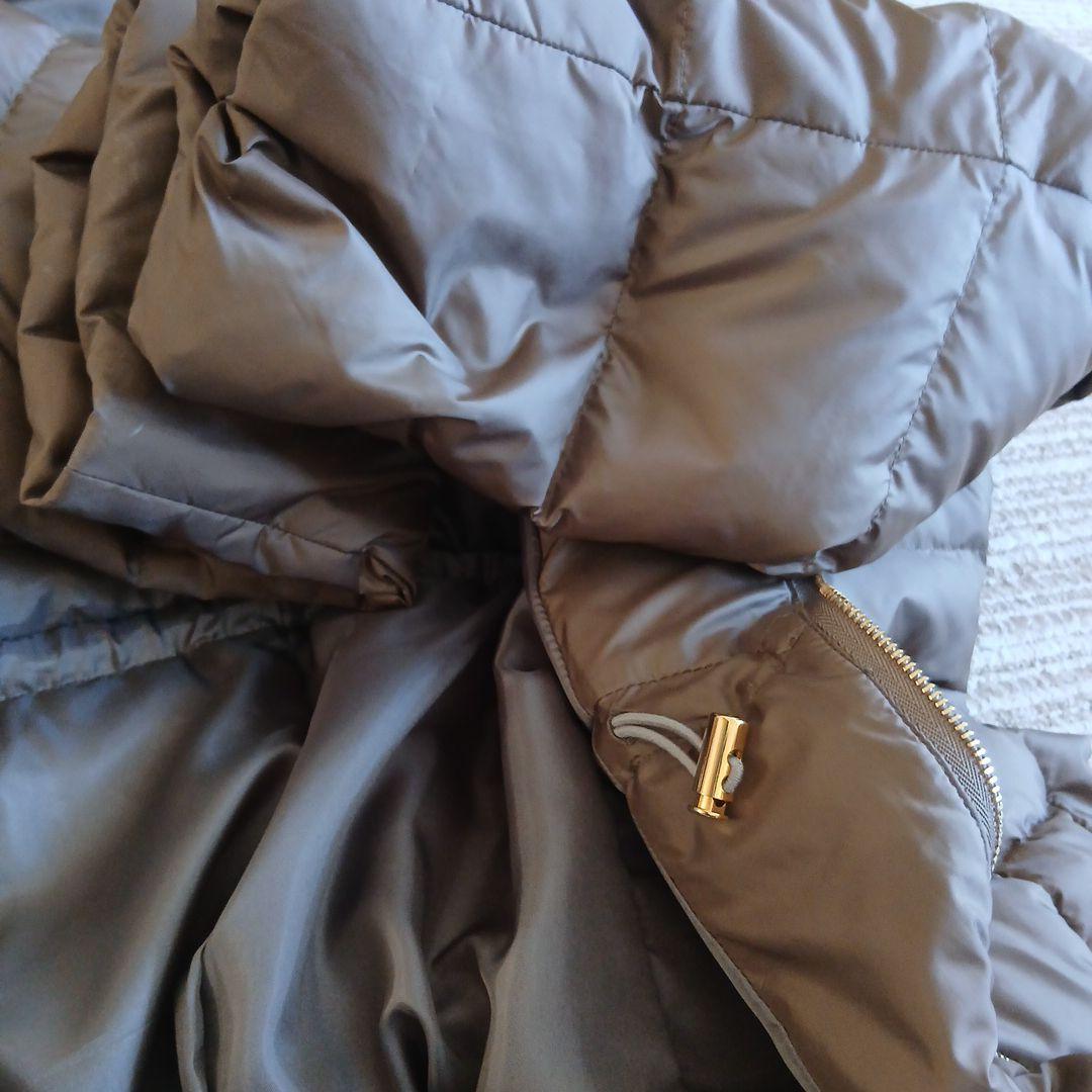 レリアンホワイトレーベルフード付きロング丈ダウンジャケット