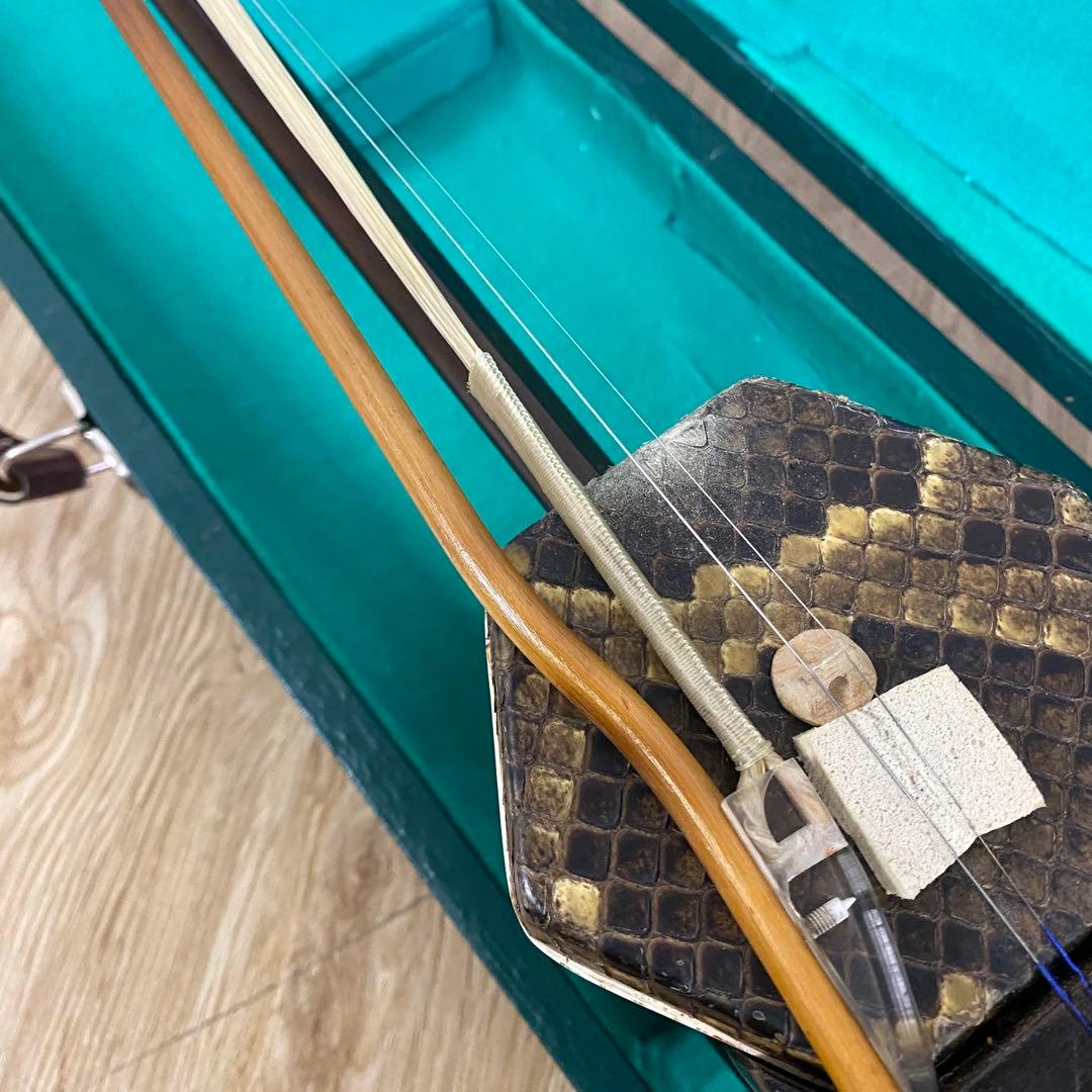 二胡 弦楽器 上海敦煌 弓 ハードケース付き