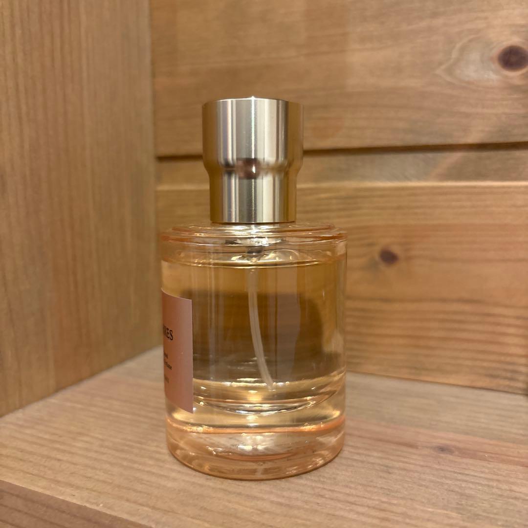 AHRES アーレス　香水　SAYU