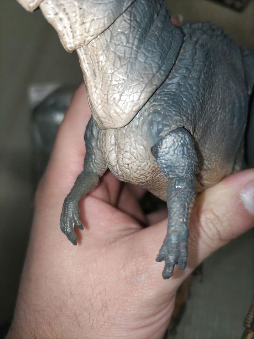 本心楠改　VーREX バスタトサウルス