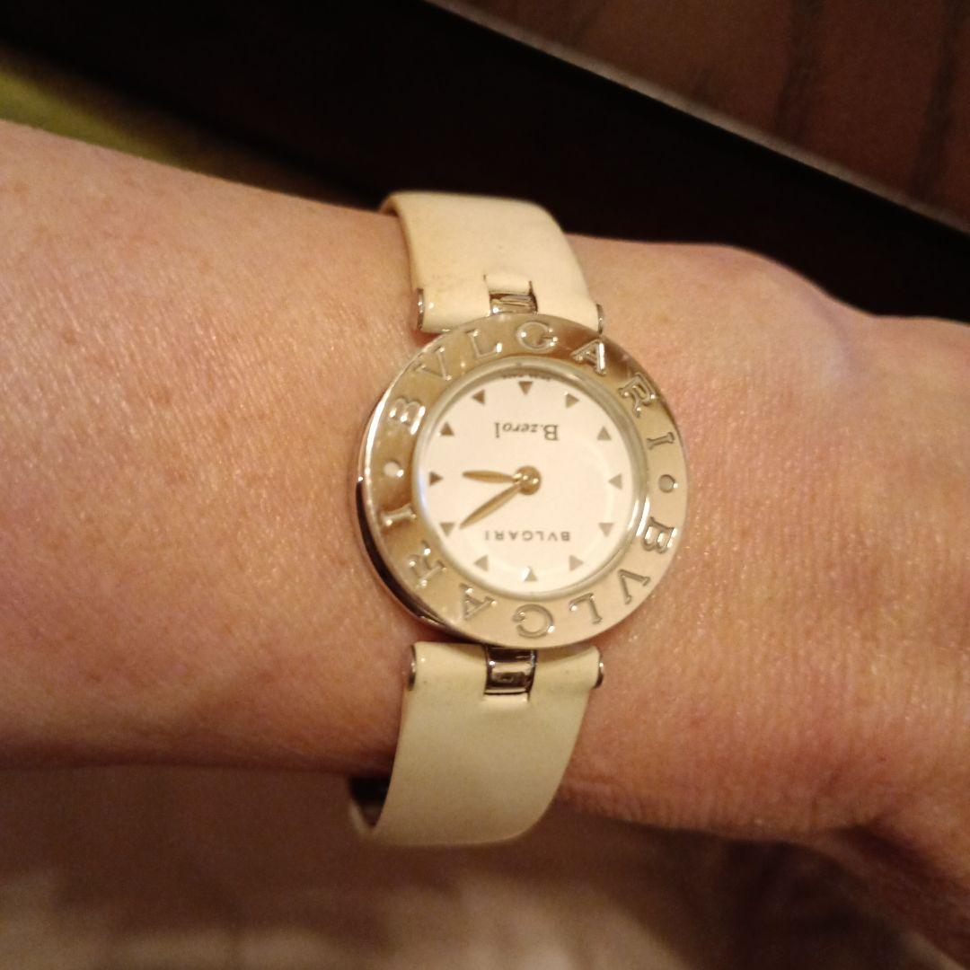 BVLGARI B.Zero1 ホワイトレザー腕時計
