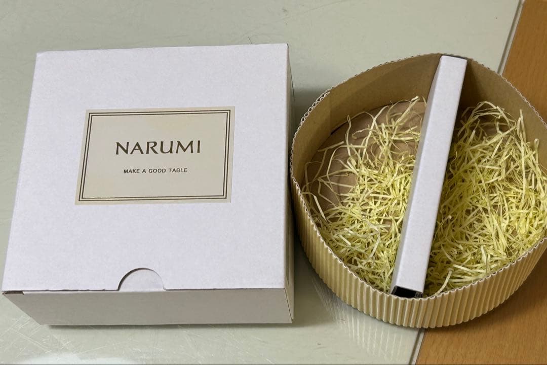 ナルミ　幸せを呼ぶ象　ボウル　大皿　ペア　カップ&ソーサー　ソルト&ペッパー