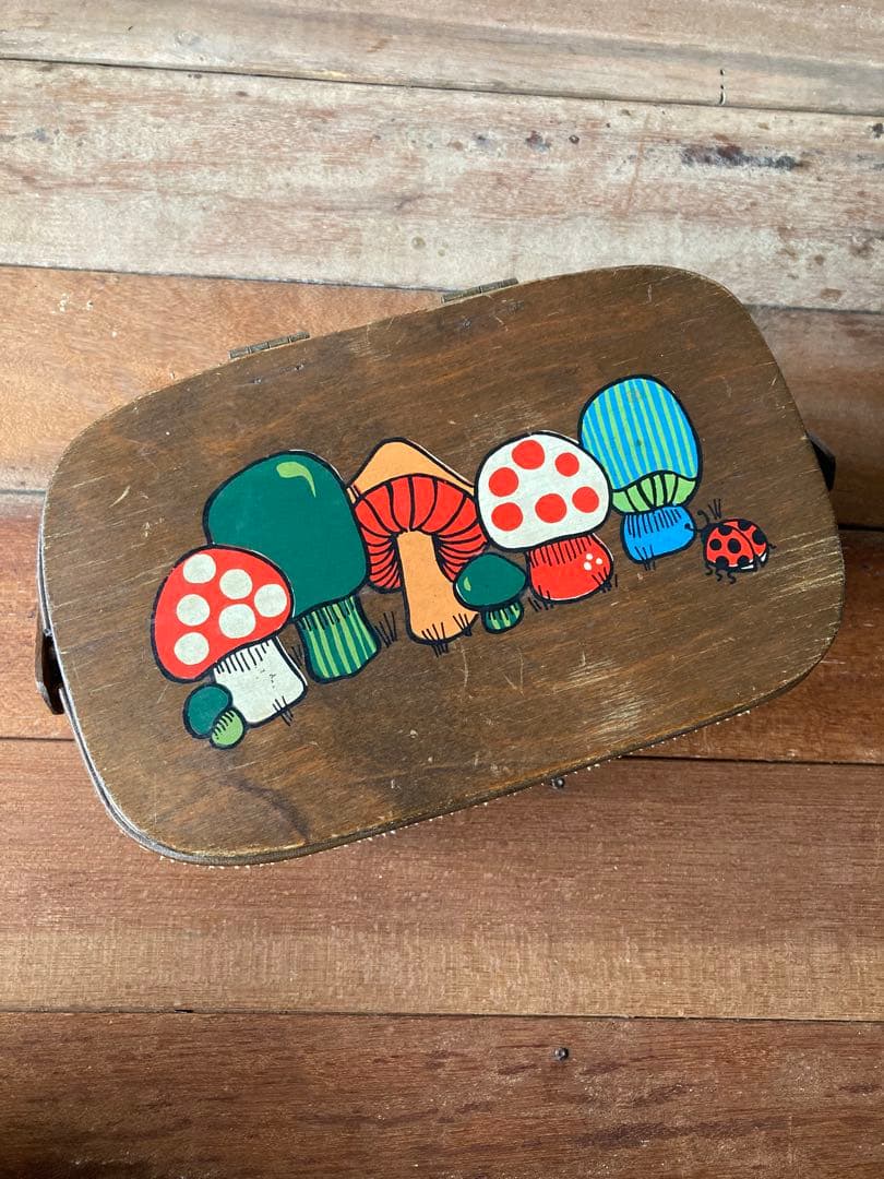 キノコ 木製バスケット　カゴバッグ