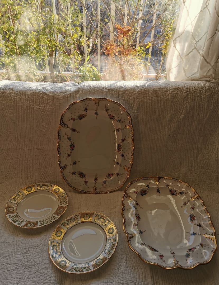 ロイヤルクラウンダービー グリーンダービーパネル≒22㎝ラージプレート２枚セット