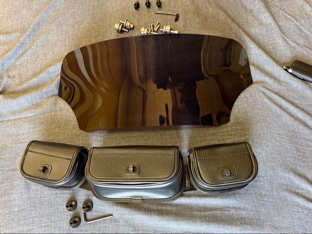 ハーレーFLSTCメンフィスシェードバットウイングフェアリング他