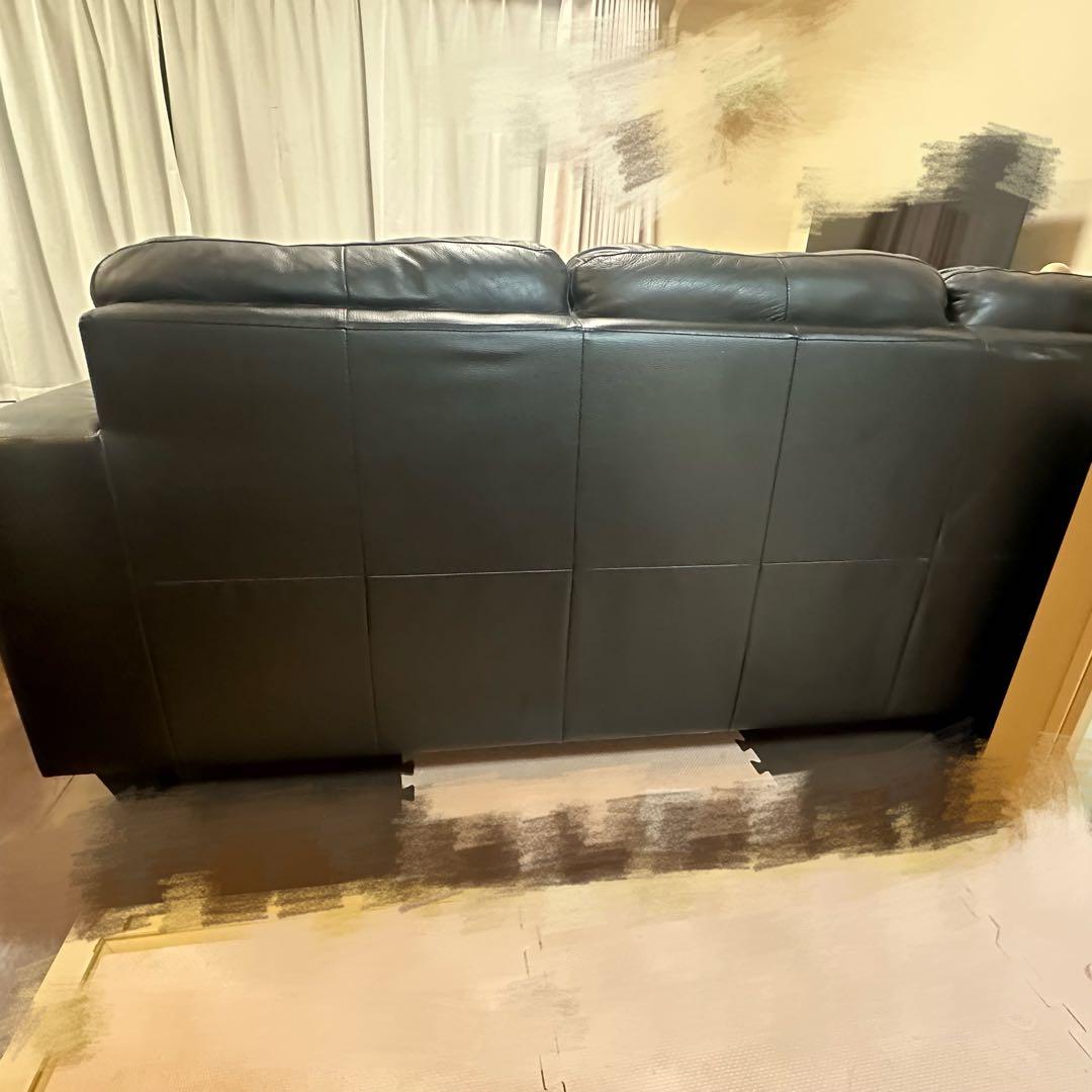 IKEA黒のレザー3人掛けソファ