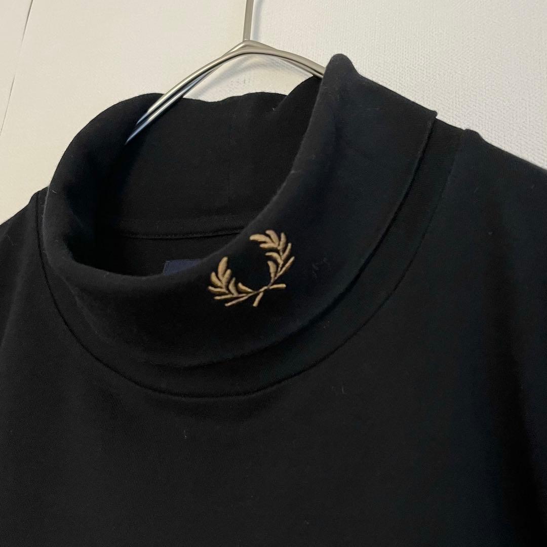 【人気希少★未使用に近い】フレッドペリーロールネックトップカットソー★M1643