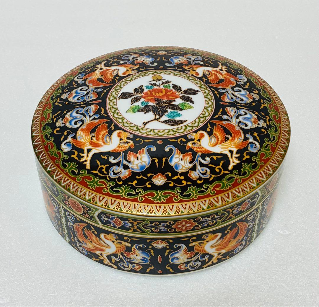 高級美術 有田焼 華山窯 明治香蘭社意匠 ブラックホーソン 金襴手鳳凰蓋物 菓器