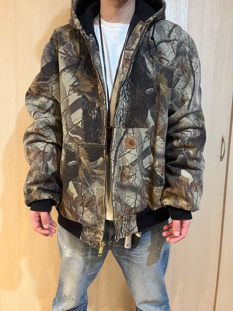 か*た様 美品　カーハート　Carhartt カモリアルツリー　アクティブジャケ